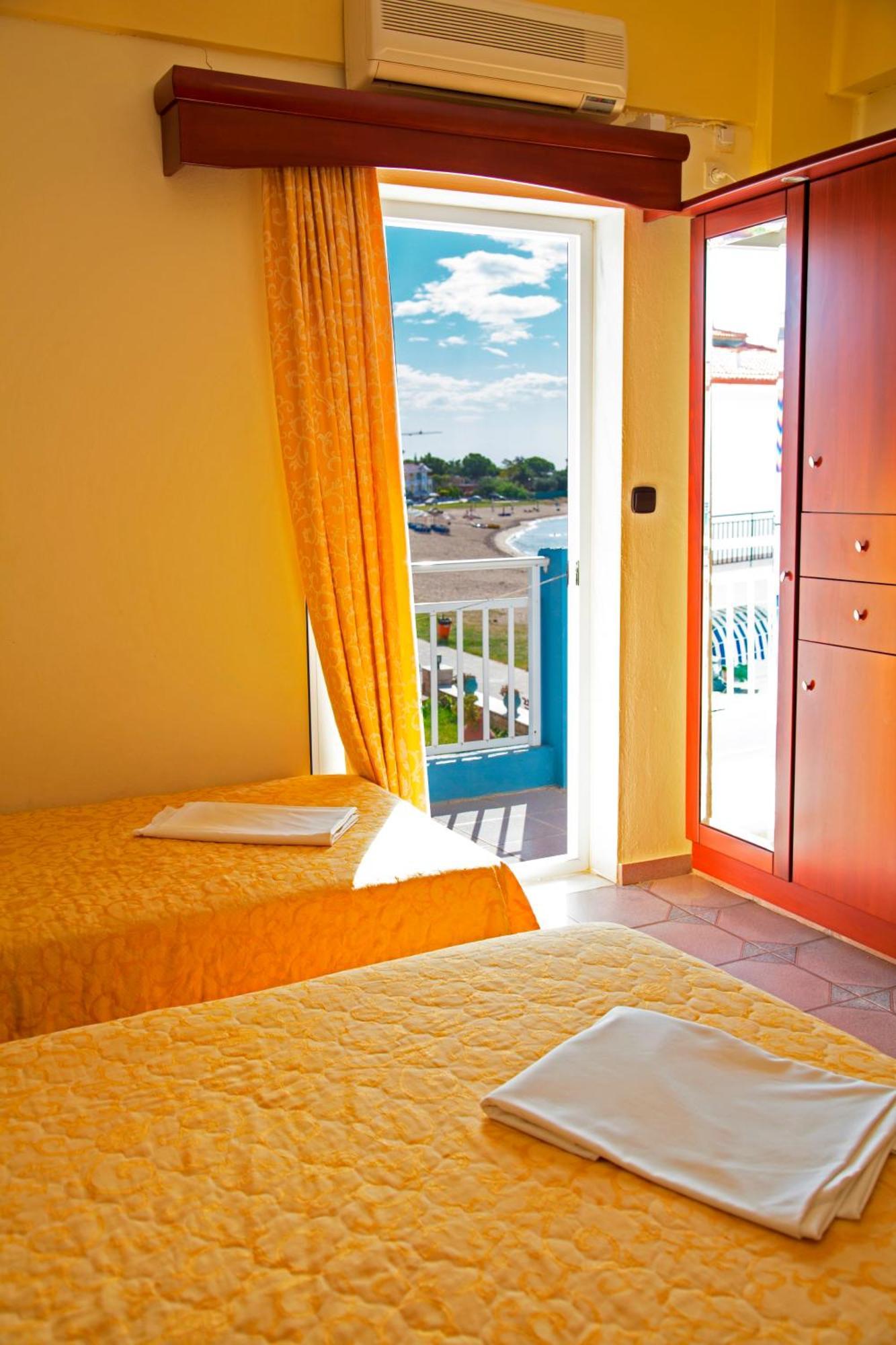 Olympion Beach Hotel ゲラキニ エクステリア 写真